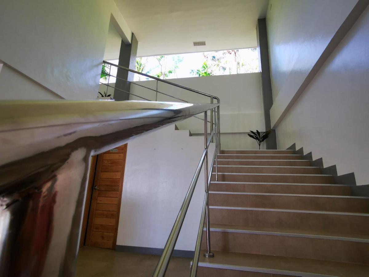Sunset Cove Beach & Dive Resort Romblon Dış mekan fotoğraf
