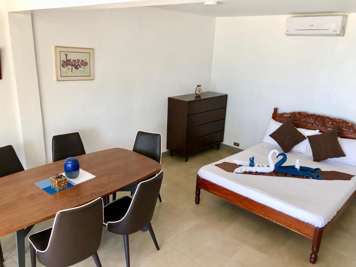 Sunset Cove Beach & Dive Resort Romblon Dış mekan fotoğraf